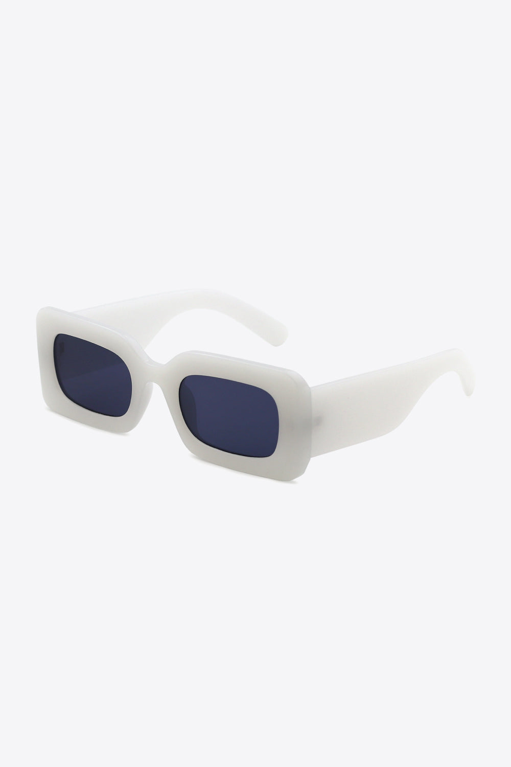 Bold rectangle sunglasses street style aesthetic