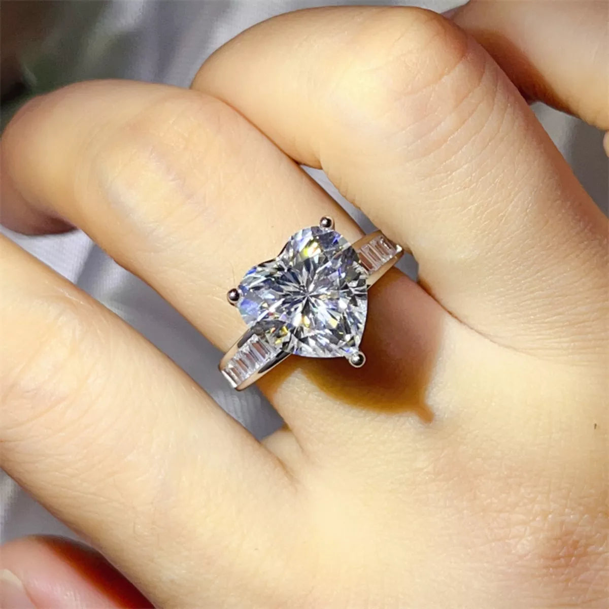 Side view platinum plated moissanite heart ring women trend massive sparkle 2026