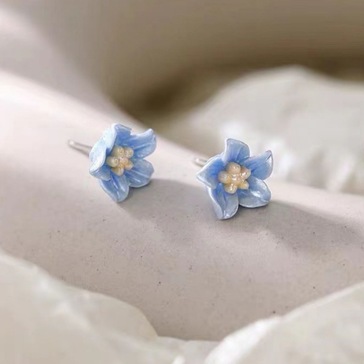 Lightweight floral earrings everyday styling