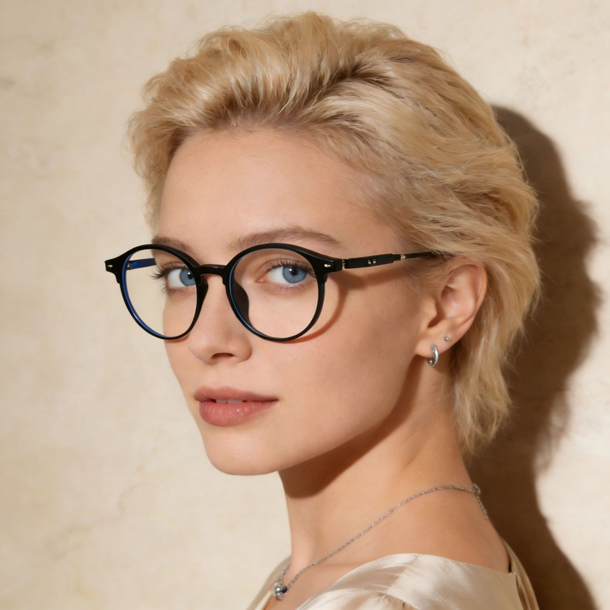 Retro acetate glasses with smooth curved frame