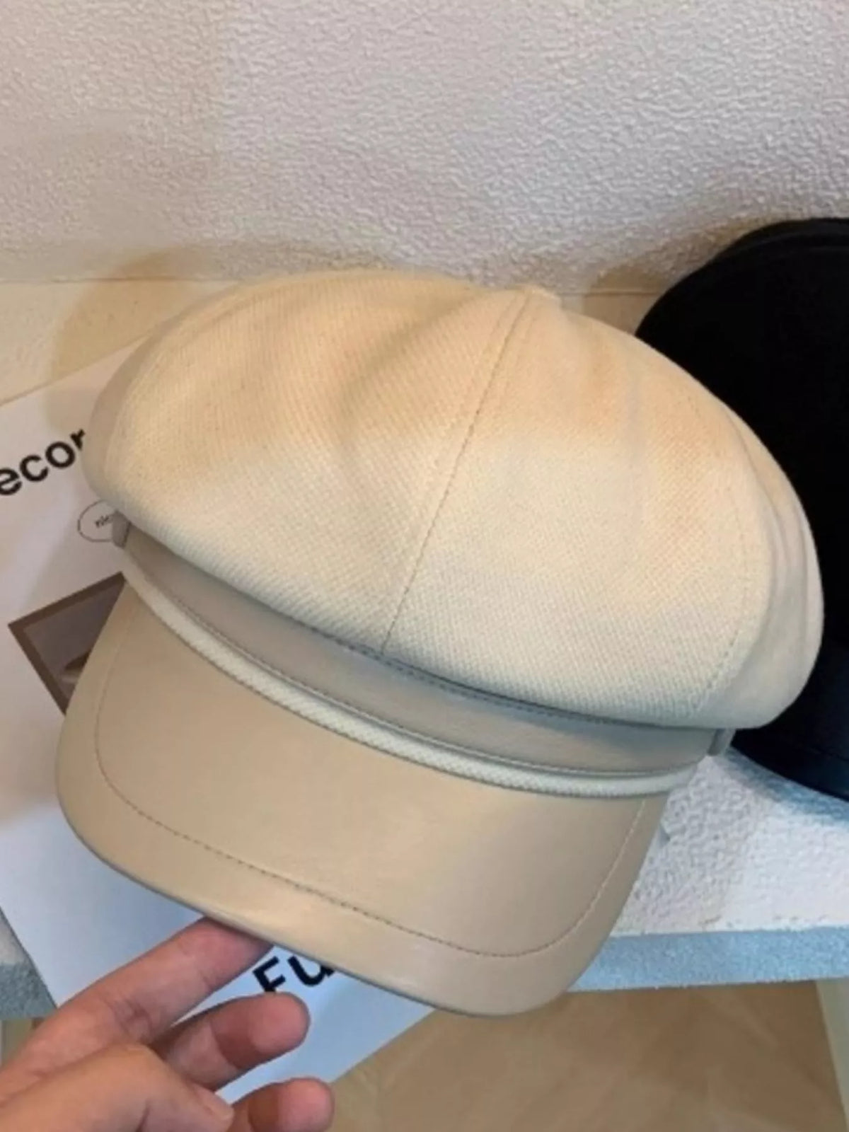 Solid color minimalist cap woolen cloth adjustable fit fierce look 2026