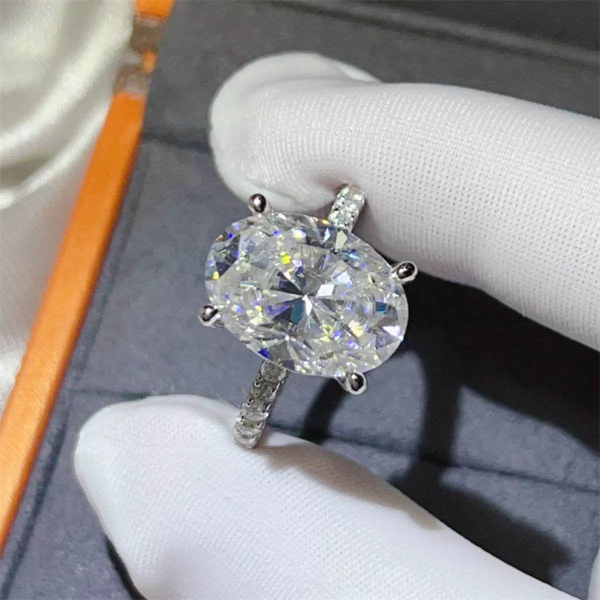 Massive moissanite 8 carat ring diamond-like fire and rainbow flashes