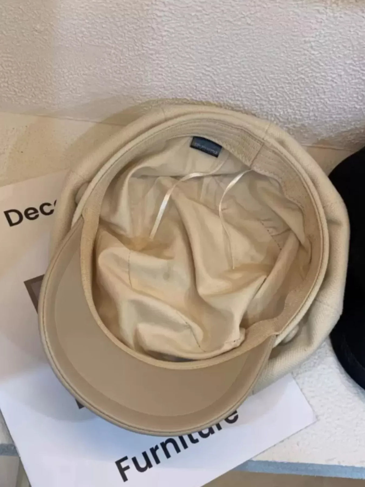 Side view lightweight solid color cap women trend breathable everyday hat