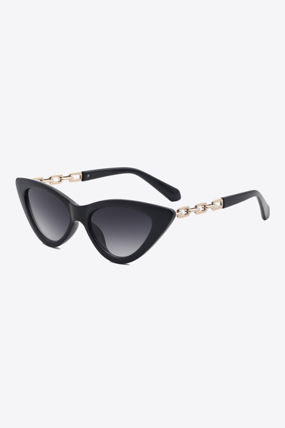Edgy cat-eye sunglasses with decorative chain