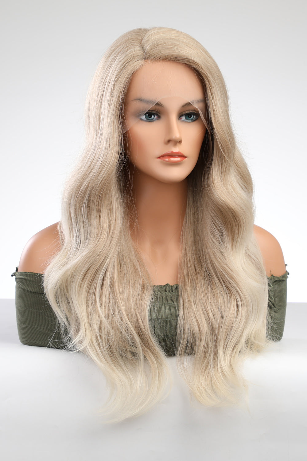 Close-up of 13x2 lace front hairline and natural parting on wavy wig