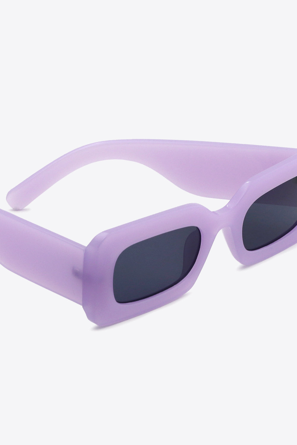 Side profile of rectangle sunglasses lightweight design