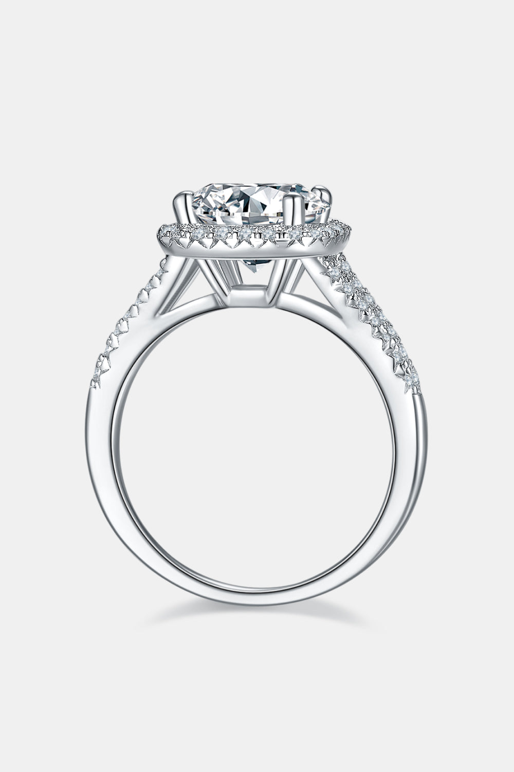 Platinum-plated 925 silver 3 carat halo ring white background band detail