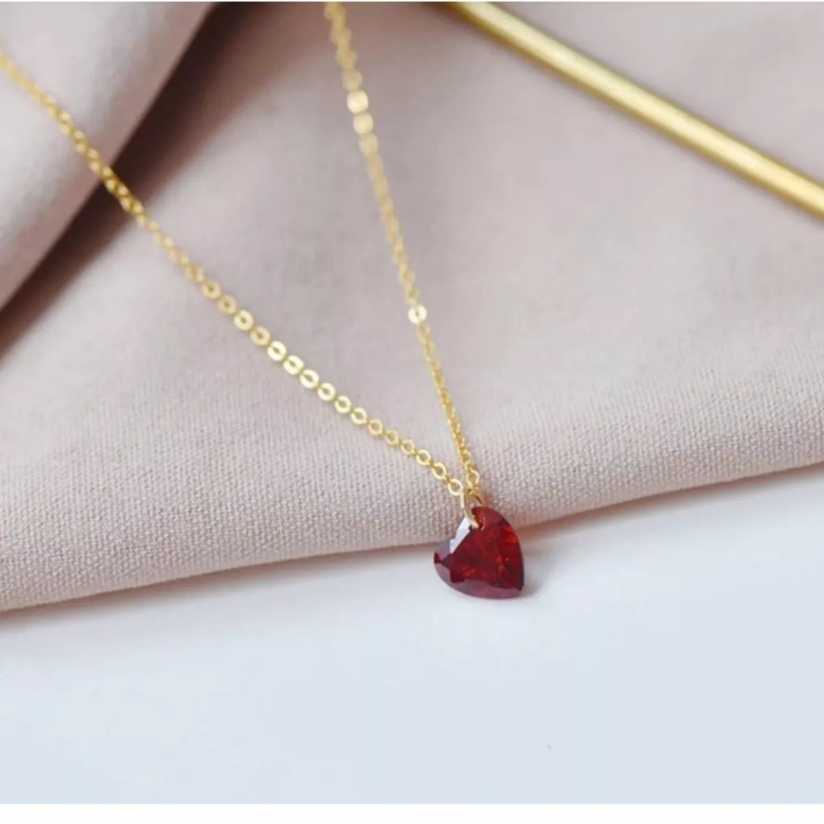 Rebellious Gal 925 sterling silver zircon heart necklace on white background