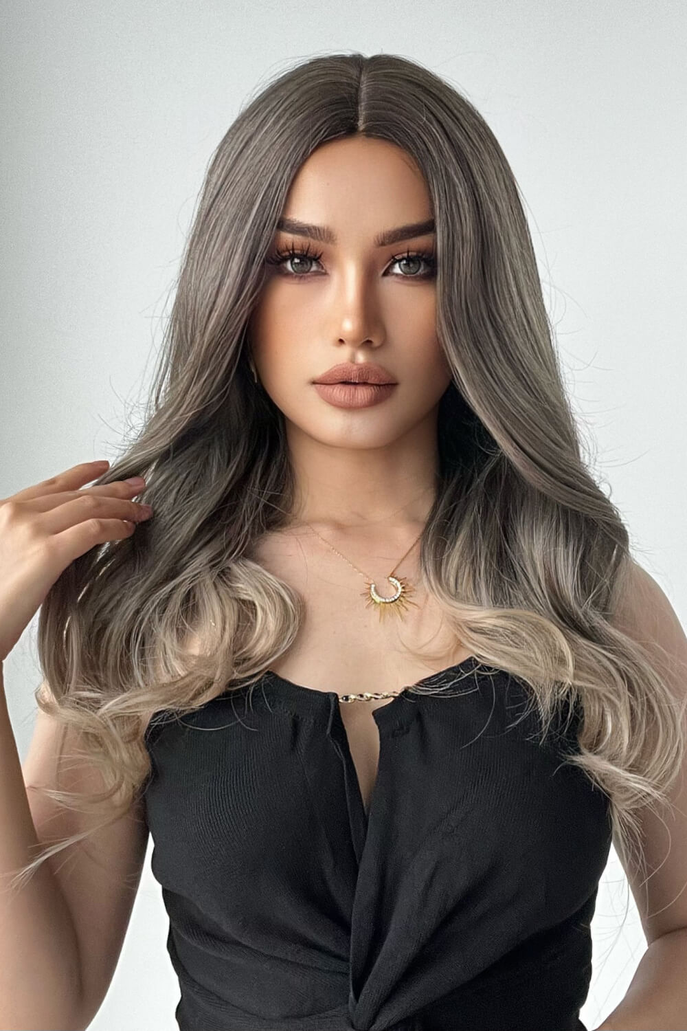 Close-up of 13x1 lace front hairline on 24" straight wig